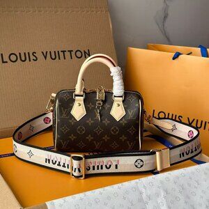 Classic Louis Vuitton Bag: A Stylish and Versatile Choice for Elegance
